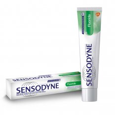 Sensodyne Fluoride zubní pasta pro citlivé zuby 100 ml